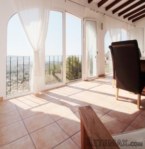 Enjoying stunning panoramic sea and coastline views from.. - 7