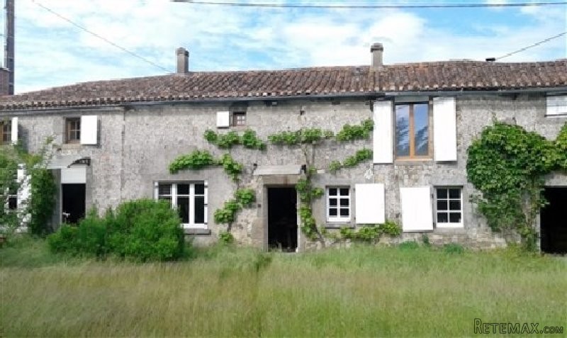4 Bedroom Vast Longere House - 2