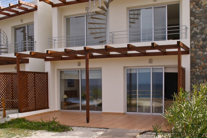 Palm View Garden Seafront Apartment