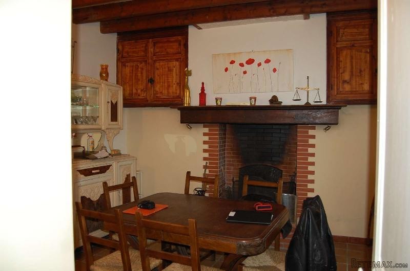 Village House With Garden Close To Shops - 2