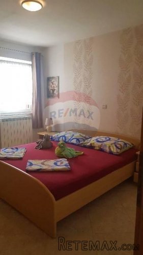 Istra, Umag, obiteljski pansion sa bazenom svega 1,5 km od m - 10