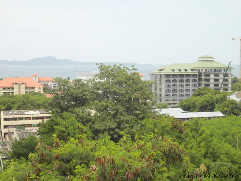 Holiday and commercial complex with..