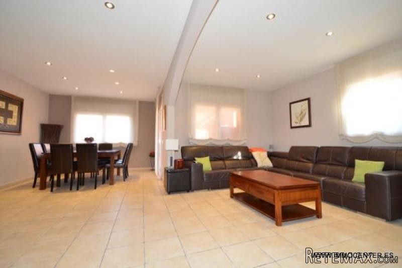 ALT EMPORDA: Beautiful semi-detached.. - 2