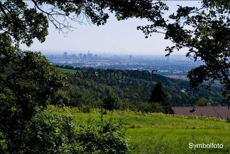 Plot in wonderful and tranquil location..