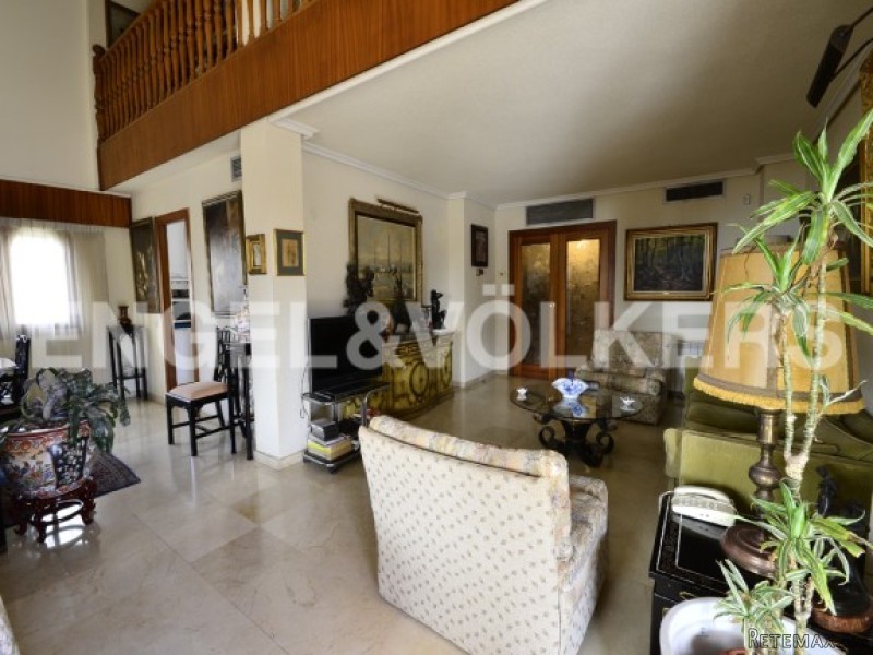 Duplex Apartment In The Heart Of Levante
