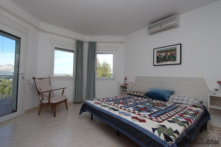 House for sale with excellent open views to the sea and the.. - 7