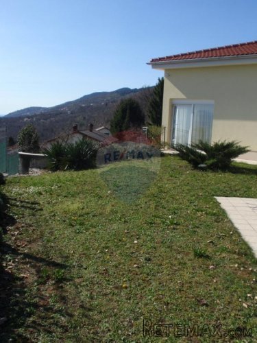 Moderna vila s bazenom iznad Ičića, lux - 7