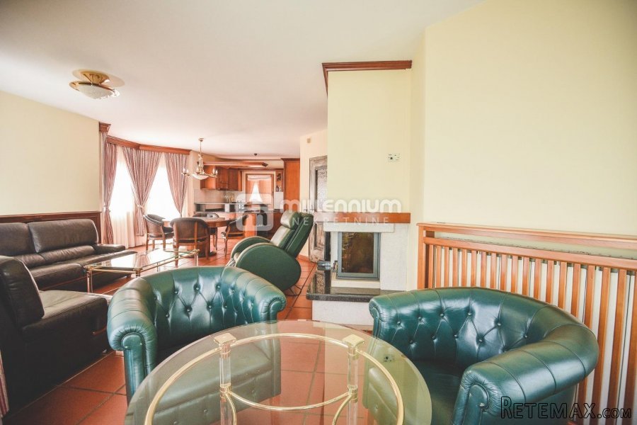 Trsat, samostojeća kuća od 285m2, garaža, okućnica