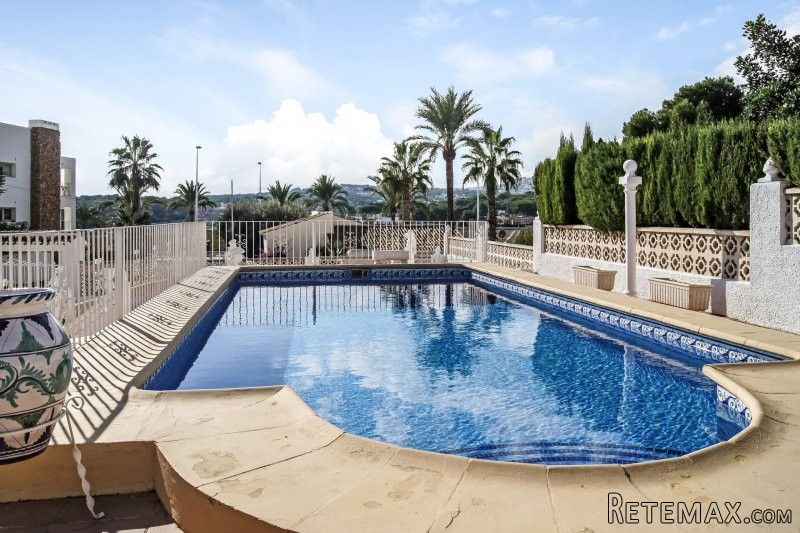 4 Bedroom villa 3 minutes walk from.. - 2