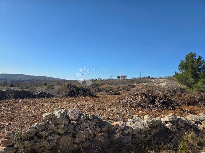 Građevinsko zemljište s pogledom na more – Maslenica, 3.620 - 2