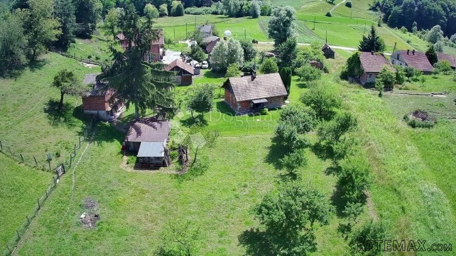 Autentično zagorsko seosko imanje na 18.512m² – privatnost, - 3