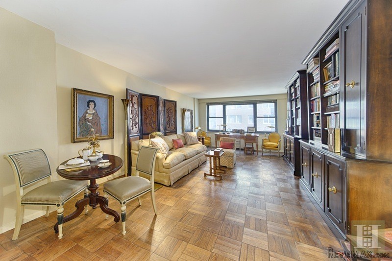 1 bedroom Apartment For Sale: 196 EAST..