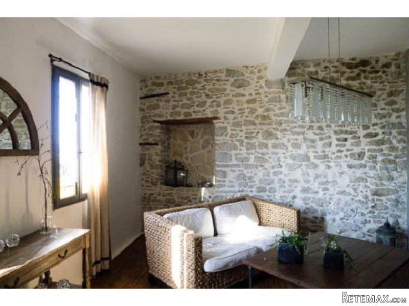 Renovated Townhouse With Roof Terrace - 2
