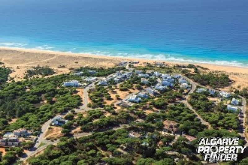 For Sale: Plot In Vale Do Lobo Algarve..