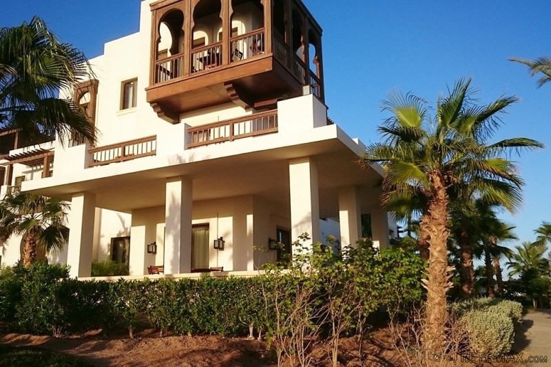 Stunning three bedroom corner apartment..