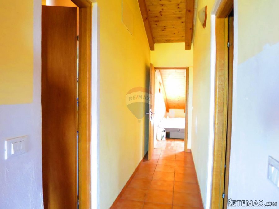 TAR - kuća sa 4 apartmana na prodaju - 6