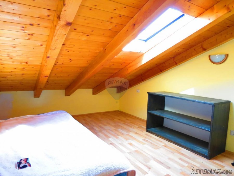 TAR - kuća sa 4 apartmana na prodaju - 7