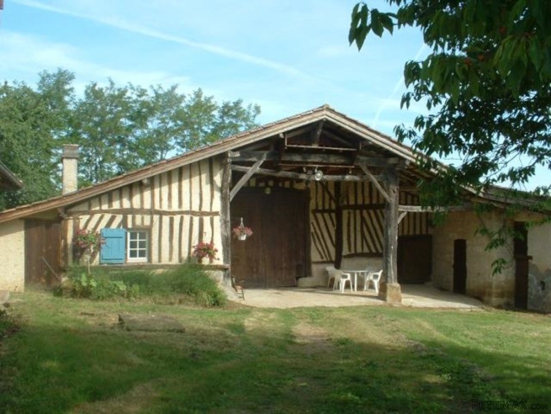 Farmhouse With Several Outbuildings To.. - 2