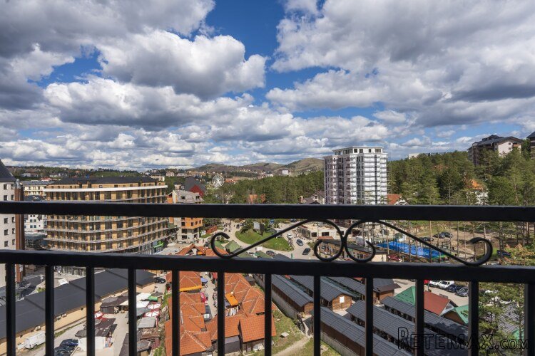 TOP LOKACIJA ZLATIBOR STROGI CENTAR - 10