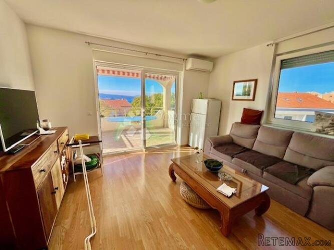 Ekskluzivno samo u Dogmi!CRIKVENICA,stan 70m2 sa terasom i p - 3