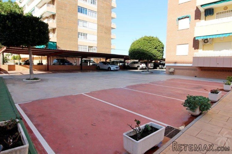 This cozy apartment is located in the Punta Prima.. - 6