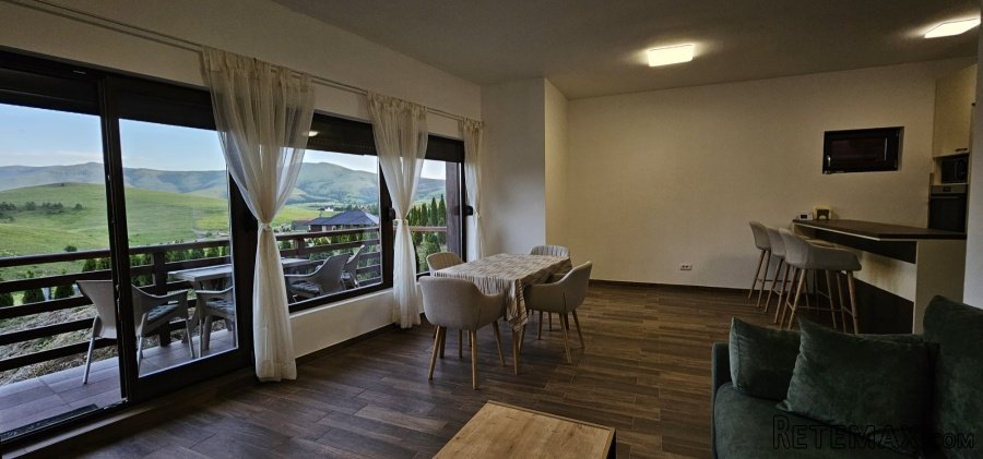 ELITNA LOKACIJA LUX TROSOBAN STAN NA PRODAJU ZLATIBOR - 7