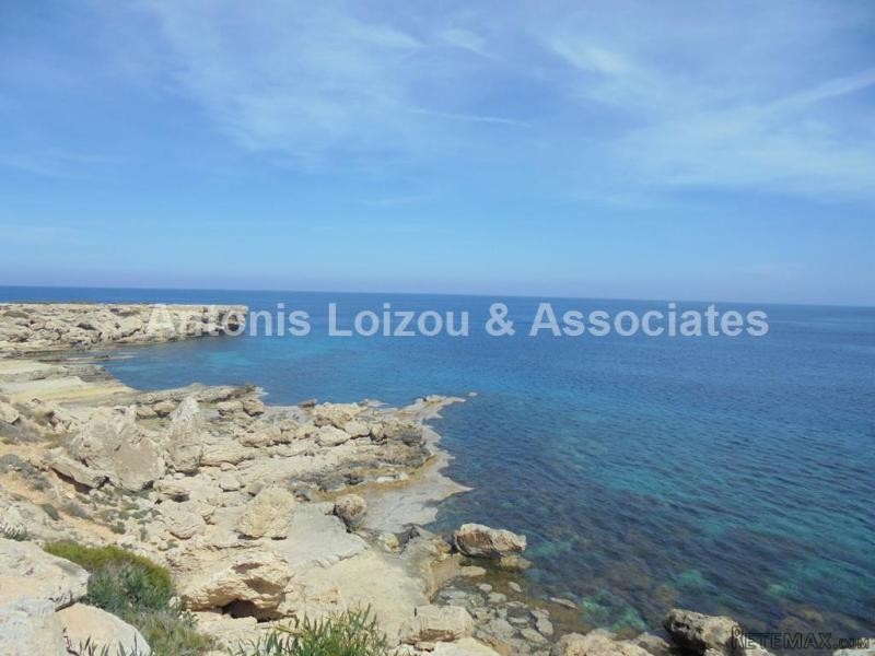 Plot of land in Cavo Greco - 2
