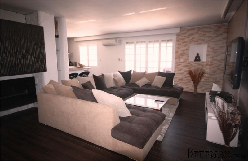 Beautiful 2 Bed Apartment With Views..