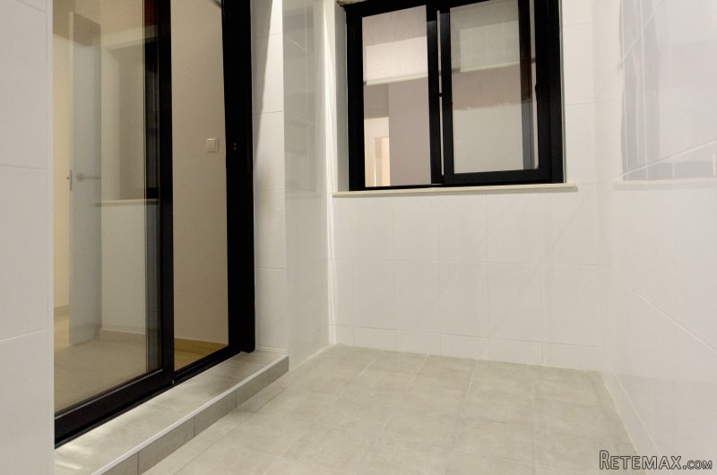 3 Bed Apartments With Stunning Sea..