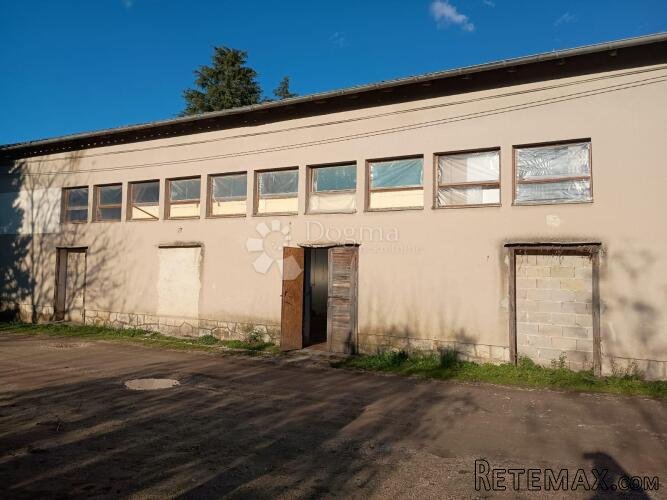 KRŠAN;POTPIĆAN, poslovni prostor u blizini centra - 2