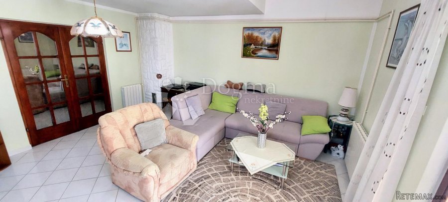 Kuća na Vidikovcu sa dodatnim apartmanom - 2