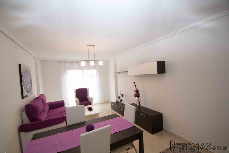 This modern decorated monkey-bed is located in the bustling.. - 2