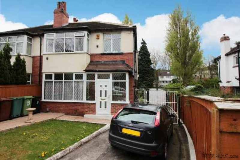 4 bedroom, Semi-detached House house..