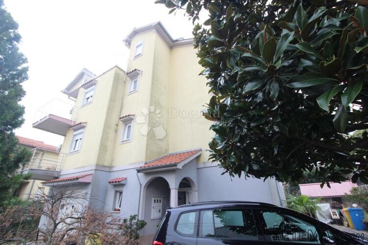 KASTAV SAMOSTOJEĆA KUĆA SA 4 STANA - 3