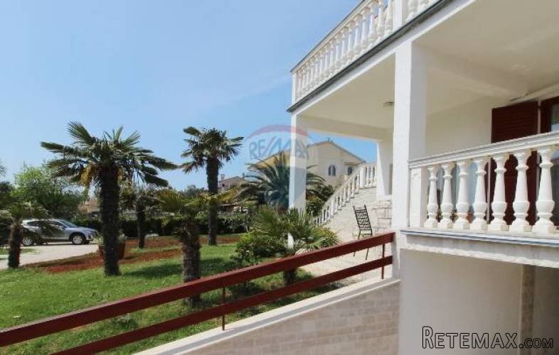 ISTRA, MEDULIN, apartmanska kuća na predivnoj okućnici... - 4