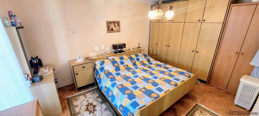 Kuća na Vidikovcu sa dodatnim apartmanom - 5