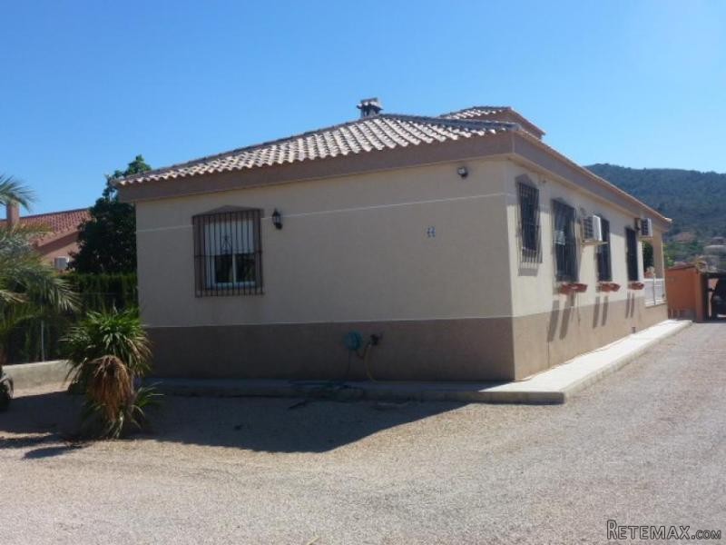 Villa for sale in Hondon de los Frailes..