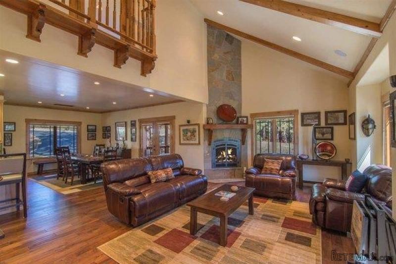 4 bedroom Residence For Sale: Truckee.. - 2