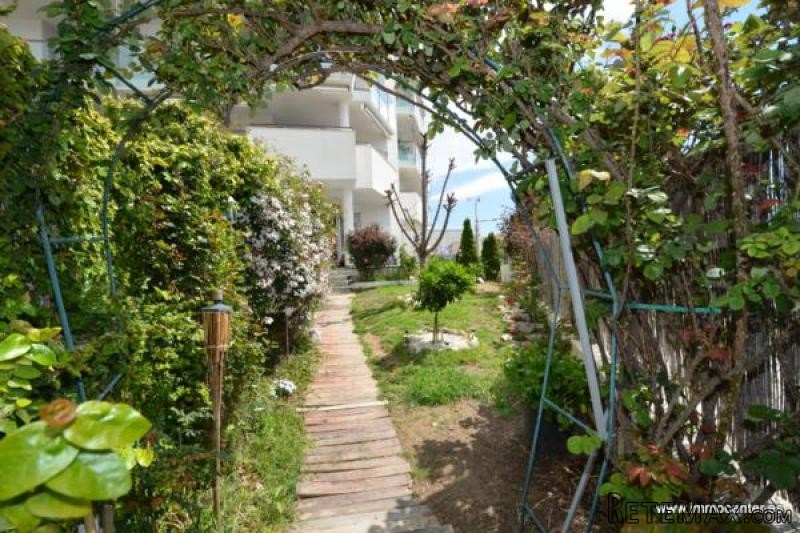 ROSES SANTA MARGARIDA: Nice apartment..