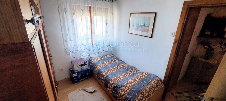 Kuća na Vidikovcu sa dodatnim apartmanom - 10