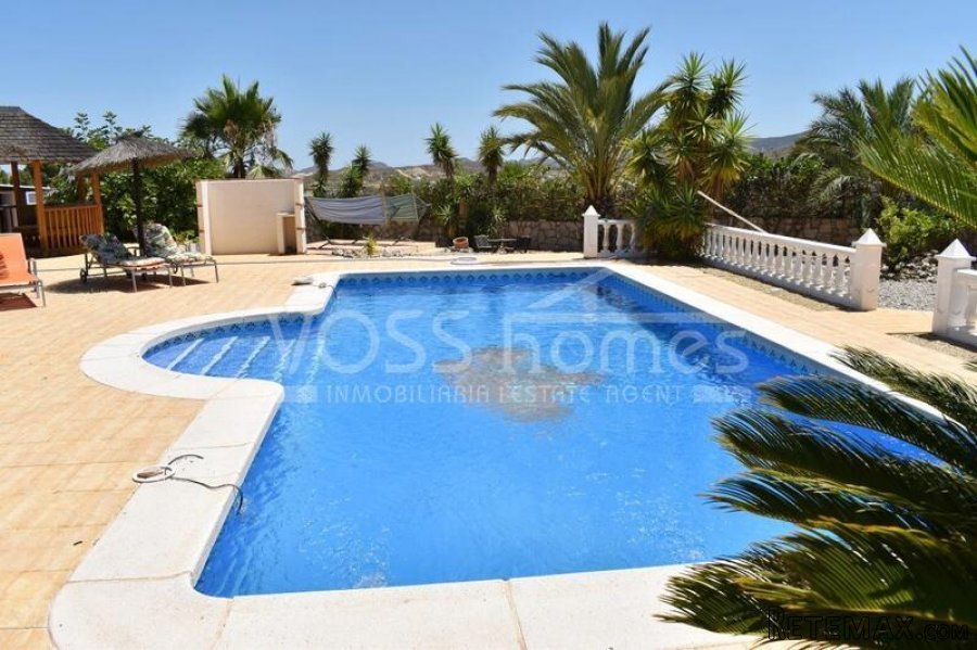 NEW & EXCLUSIVE TO VOSS HOMES - A stunning, incredibly well.. - 10
