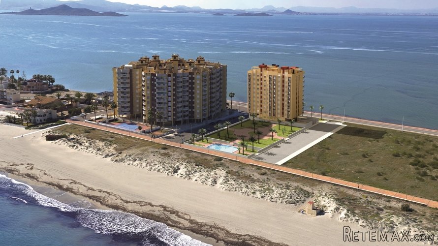 Los apartamentos están ubicados en La Manga del Mar Menor.. - 2