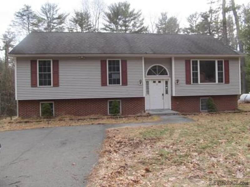 11 W Peenpack Trl Sparrow Bush, NY..