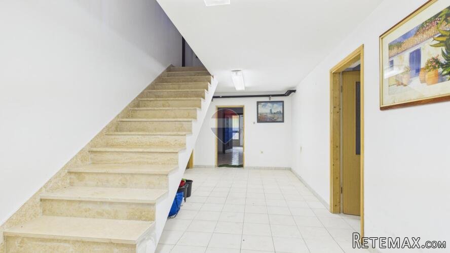 Istra, Rovinj- Kuća s pet stambenih jedinica - 3