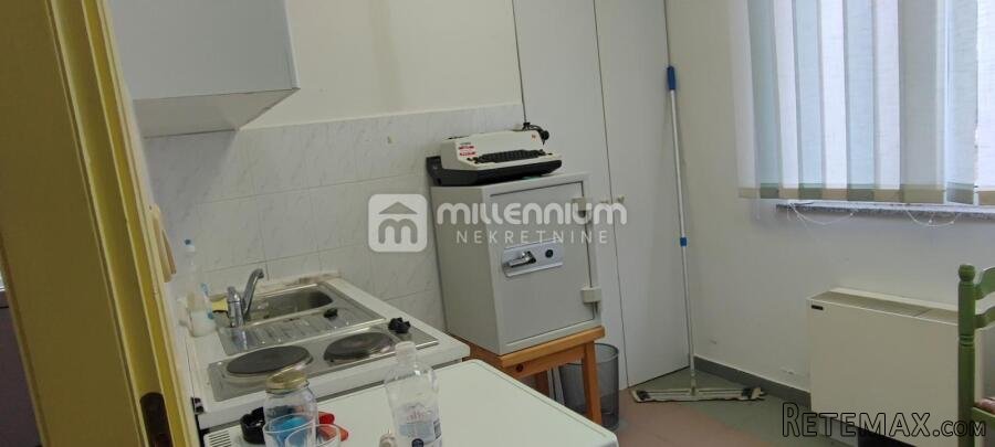 Najam, Kastav, 357m2, 2 poslovne zgrade s uredima i.. - 5