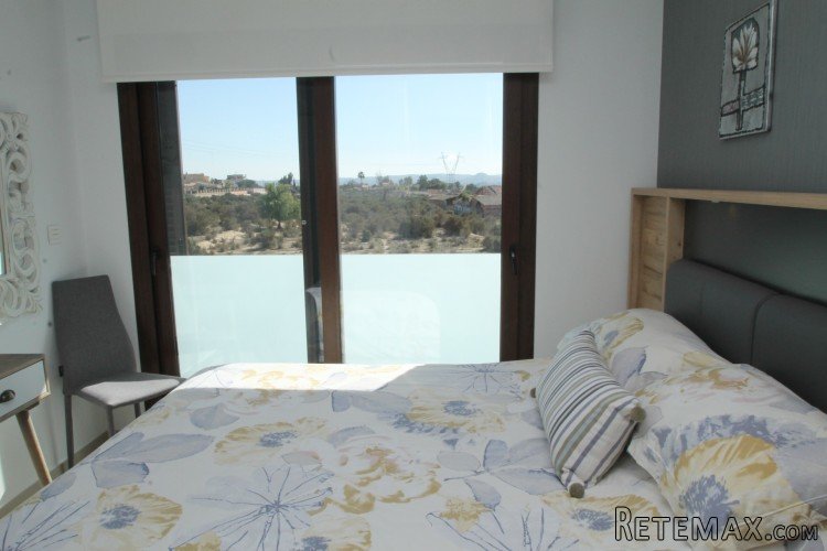 Beautiful modern new build villa! This villa has 3 bedrooms.. - 7