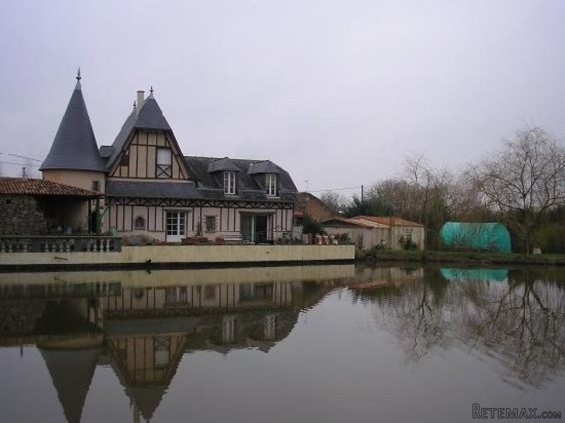 House For Sale By Lake in One Hectare - 2