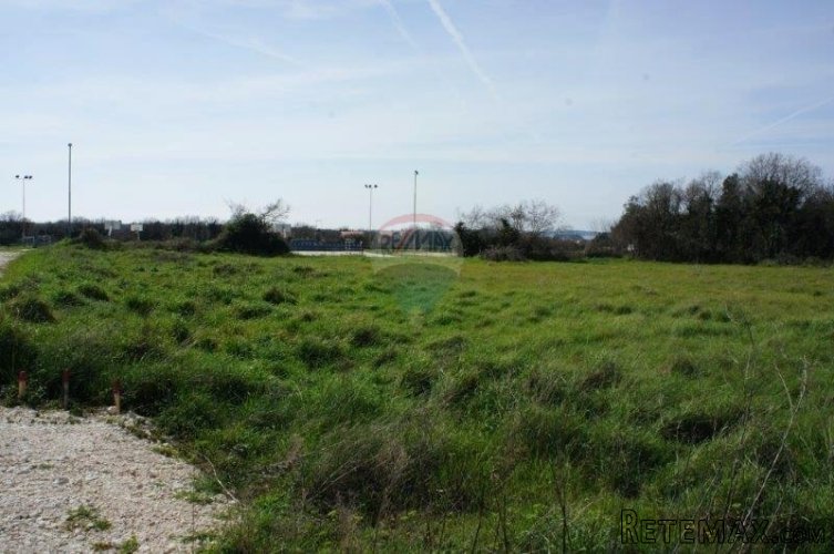 ISTRA, LIŽNJAN GRAĐEVINSKO ZEMLJIŠTE 650 M2 - 5