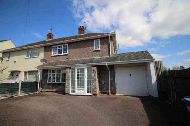 3 bedroom, Semi-detached House house..