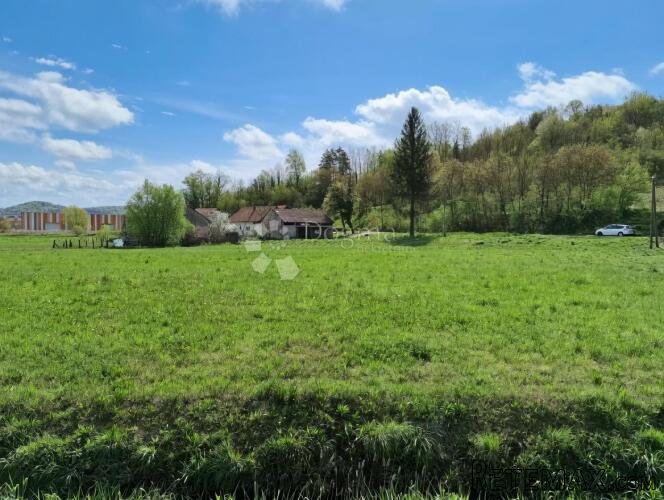 GRAĐEVINSKO ZEMLJIŠTE - SVETI KRIŽ ZAČRETJE - 5697m² - 2